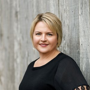 Karla Comer